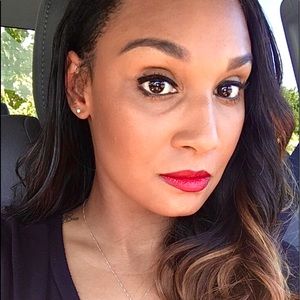 Meet your Posher, Candice